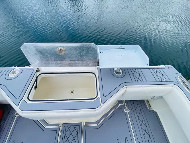 Part Time Hooker Yacht Photos Pics 