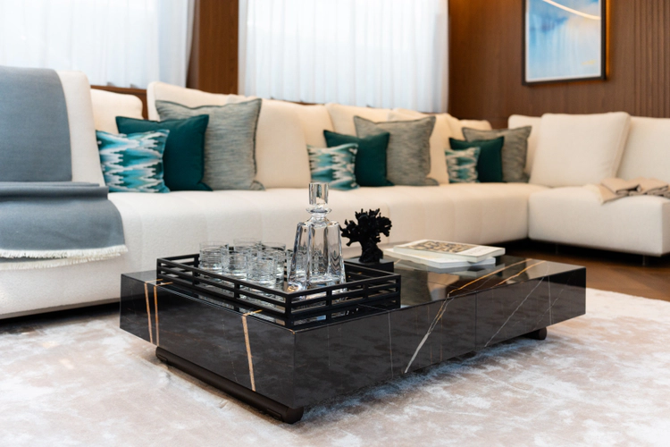 X90 Fast Yacht Photos Pics 