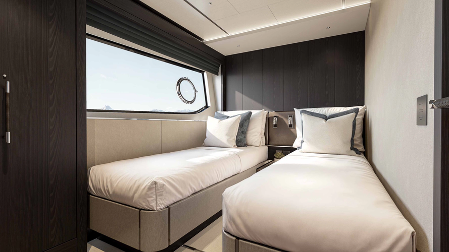 94 Yacht Yacht Photos Pics 