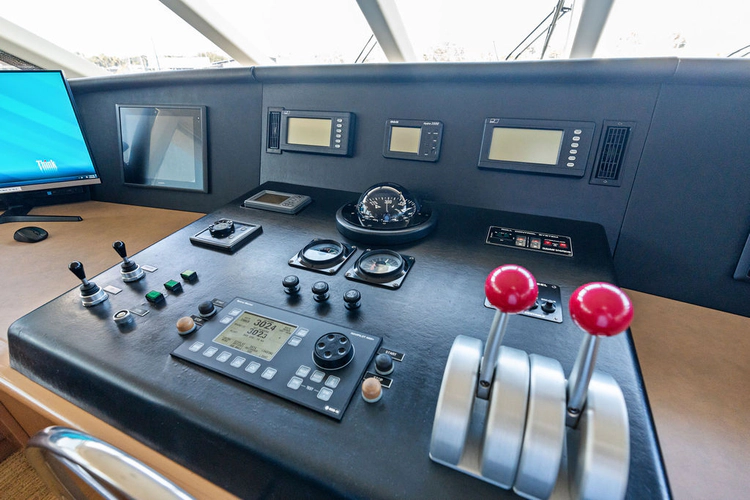 Checkered Past Yacht Photos Pics 