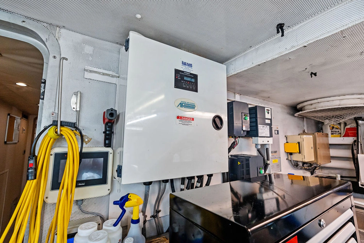 Checkered Past Yacht Photos Pics 