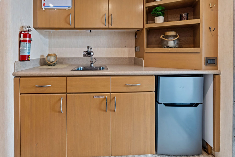 Checkered Past Yacht Photos Pics 