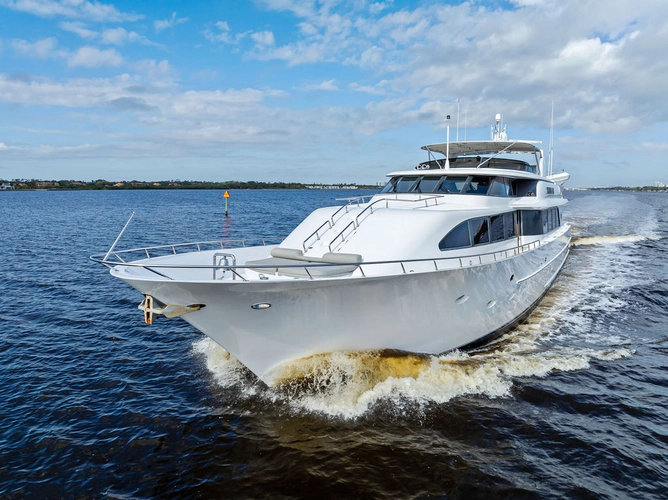 Checkered Past Yacht Photos Pics 