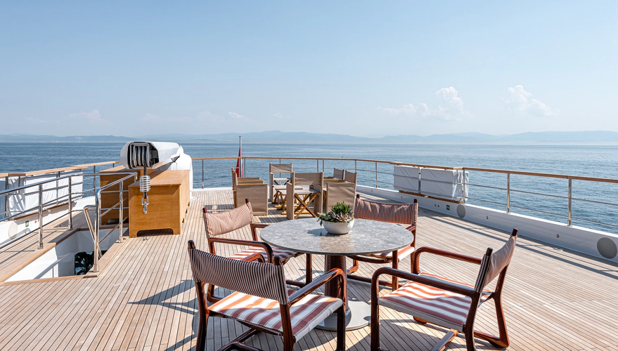 One Zero Yacht Photos Pics 