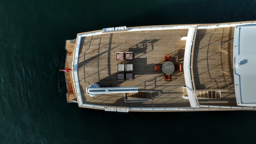 One Zero Yacht Photos Pics 