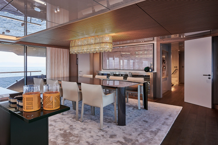 One Zero Yacht Photos Pics 