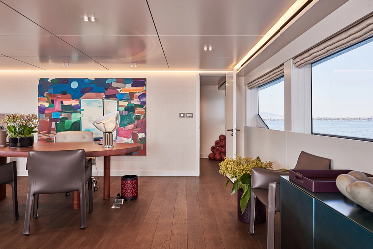 One Zero Yacht Photos Pics 