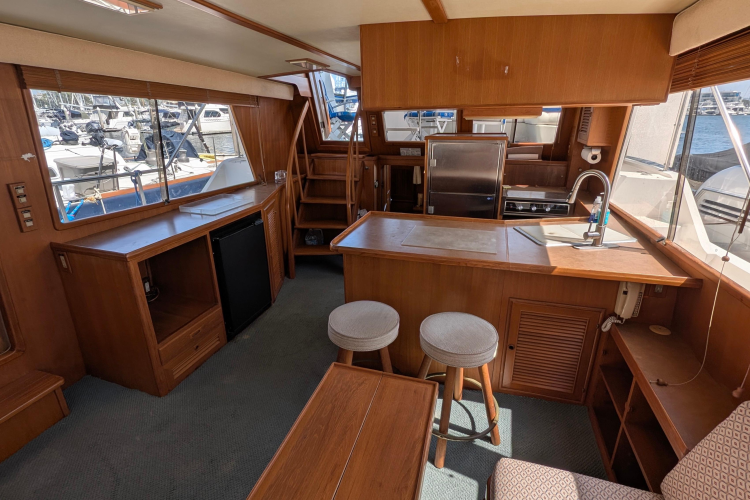 Fisher Folly IV Yacht Photos Pics 