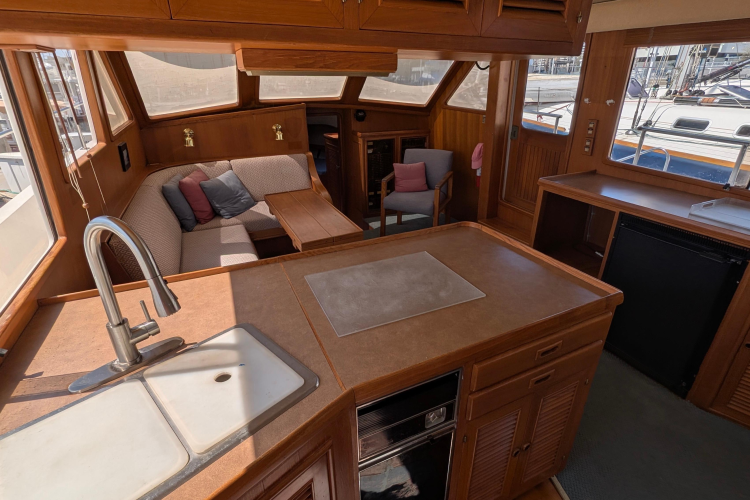 Fisher Folly IV Yacht Photos Pics 