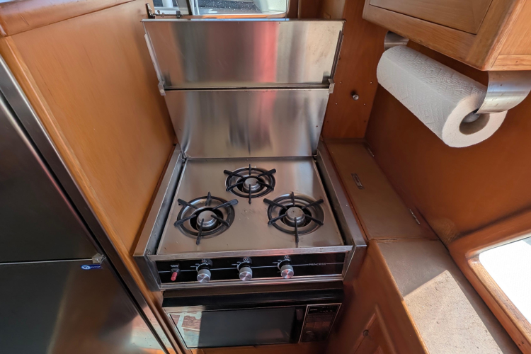 Fisher Folly IV Yacht Photos Pics 