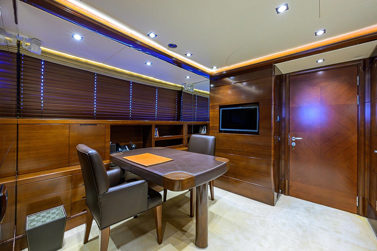 Seascape V Yacht Photos Pics 