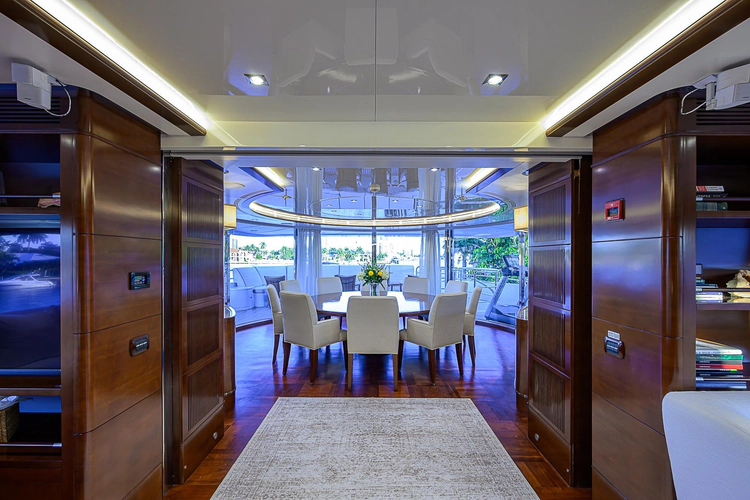 Seascape V Yacht Photos Pics 