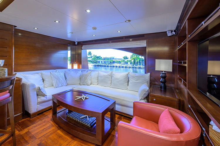Seascape V Yacht Photos Pics 