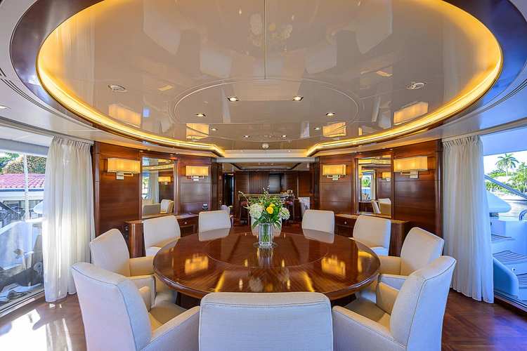 Seascape V Yacht Photos Pics 