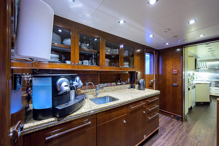 Seascape V Yacht Photos Pics 