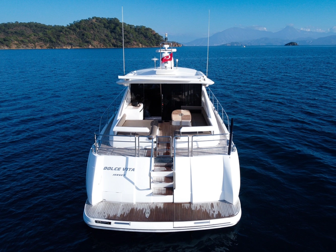 Dolce Vita Yacht Photos Pics 