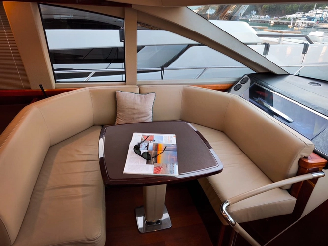 Dolce Vita Yacht Photos Pics 