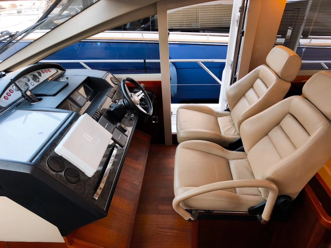 Dolce Vita Yacht Photos Pics 