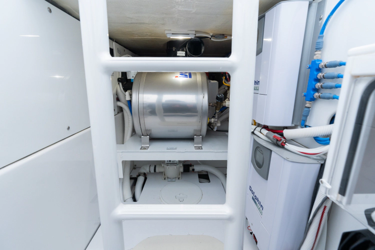 Bella Broka Yacht Photos Pics 