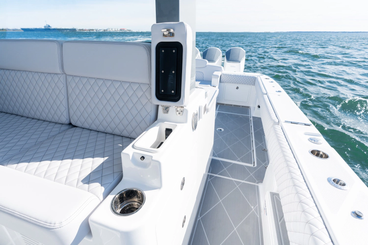 Bella Broka Yacht Photos Pics 