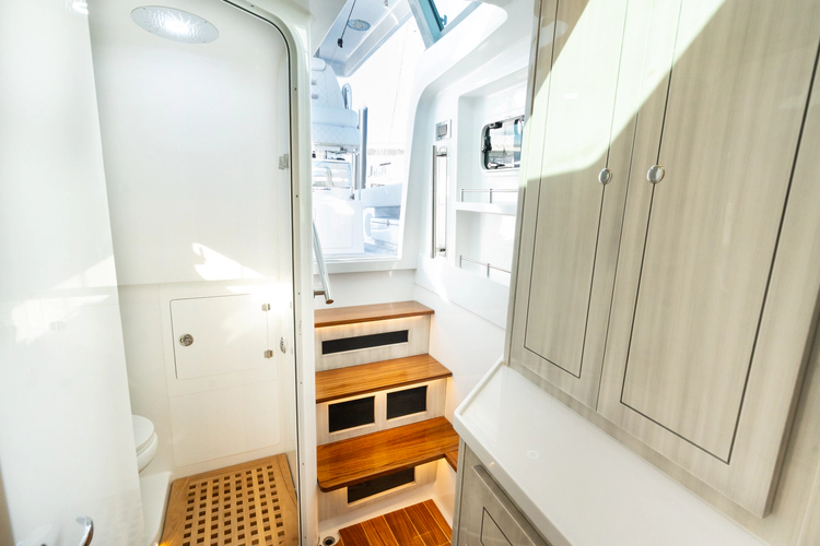 Bella Broka Yacht Photos Pics 