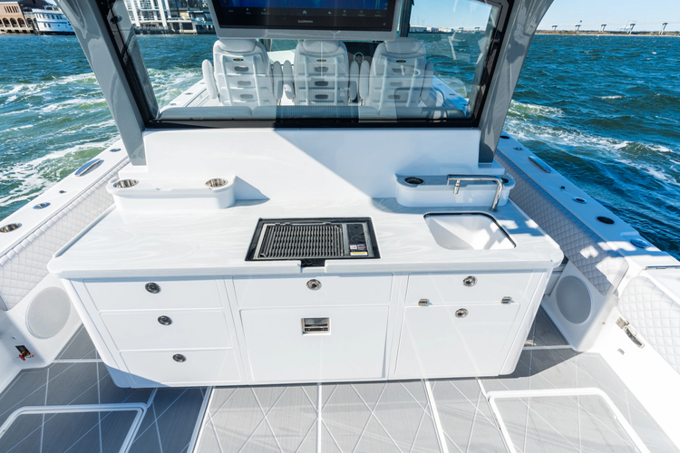 Bella Broka Yacht Photos Pics 