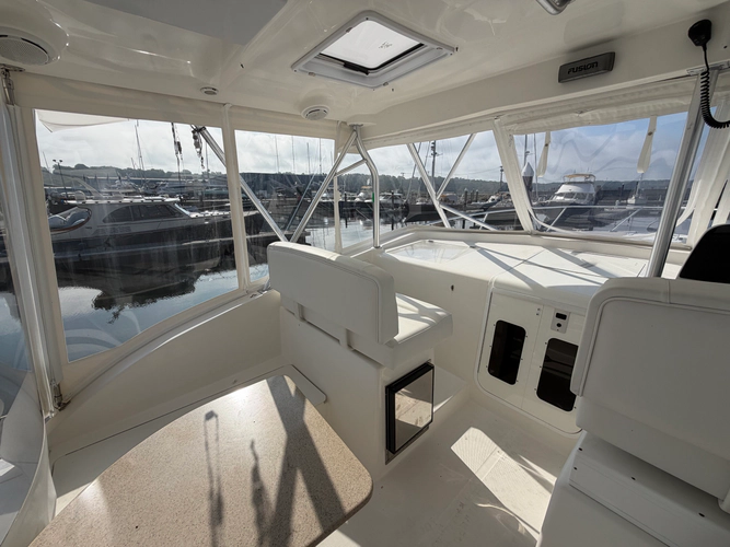 Wicked Smile Yacht Photos Pics 