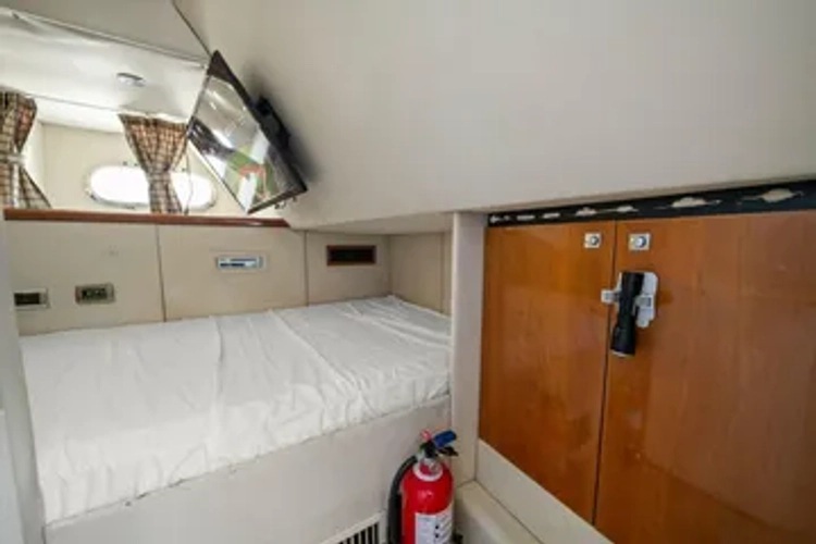 Vanguard Yacht Photos Pics 