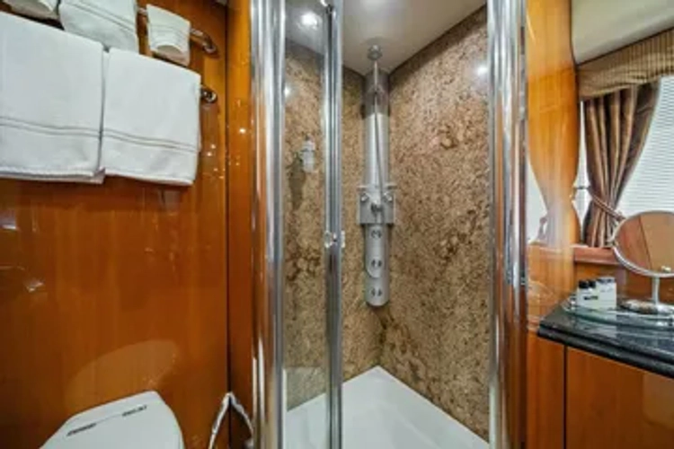 Vanguard Yacht Photos Pics 