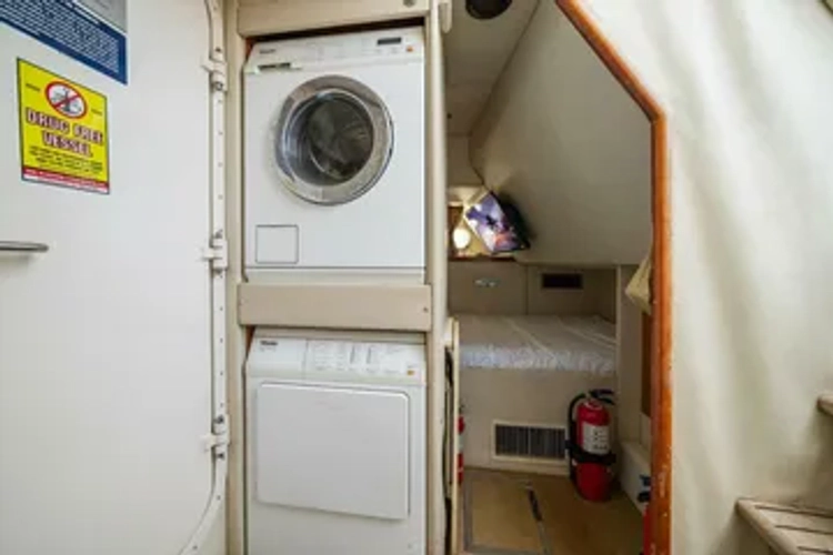 Vanguard Yacht Photos Pics 