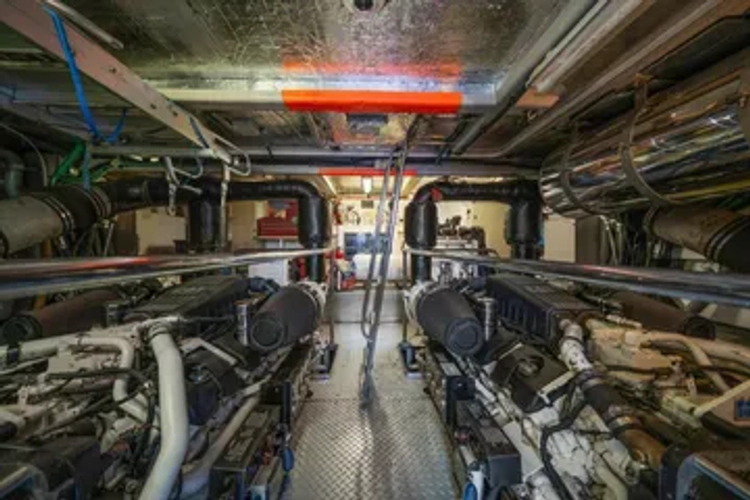 Vanguard Yacht Photos Pics 