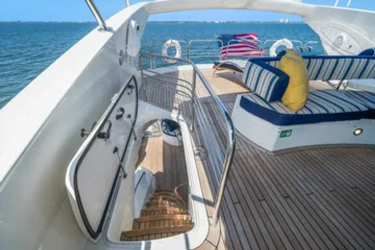 Vanguard Yacht Photos Pics 