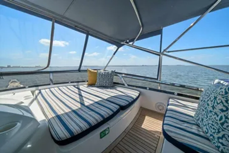 Vanguard Yacht Photos Pics 