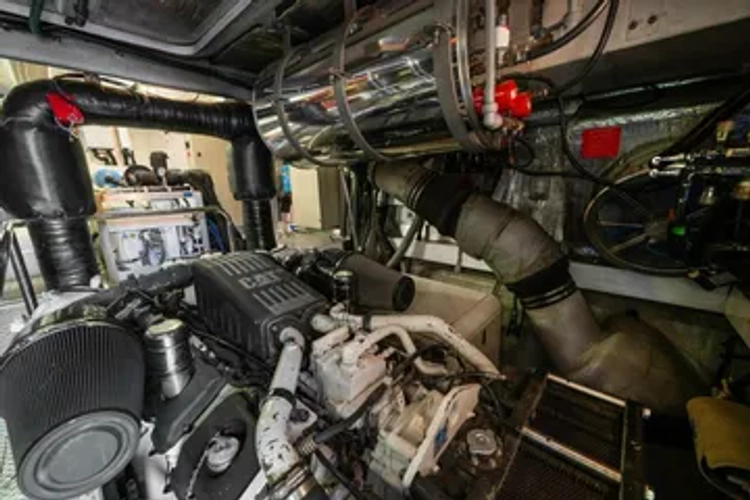 Vanguard Yacht Photos Pics 