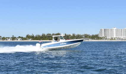 35' Boston Whaler 2018
