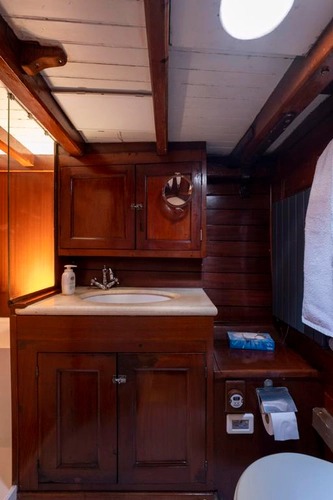 Juliette Yacht Photos Pics 