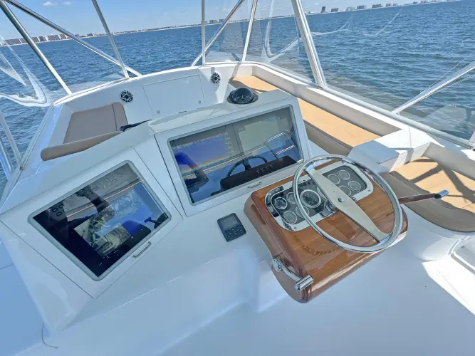 Pier Pressure Yacht Photos Pics 