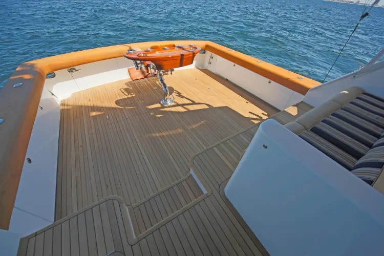 Pier Pressure Yacht Photos Pics 