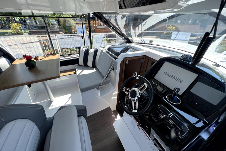 Relation Ship Yacht Photos Pics 