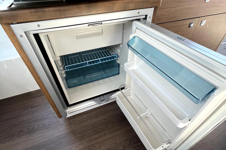 Relation Ship Yacht Photos Pics 