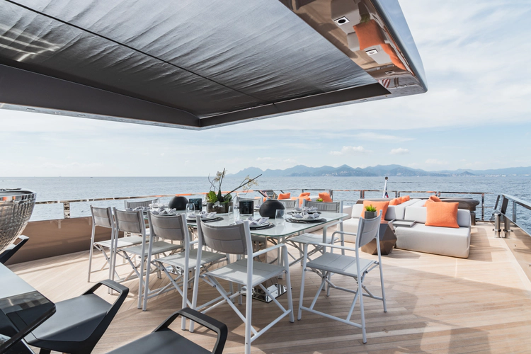 Hull #5 Yacht Photos Pics 