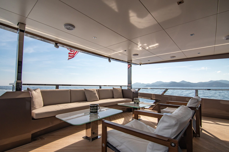 Hull #5 Yacht Photos Pics 