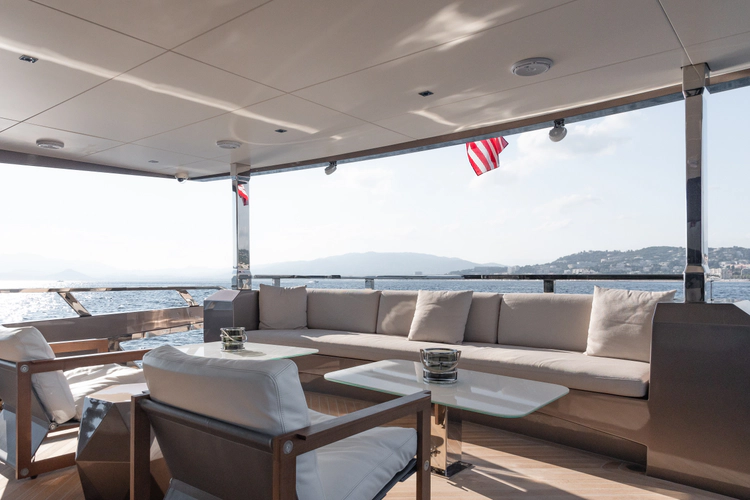Hull #5 Yacht Photos Pics 