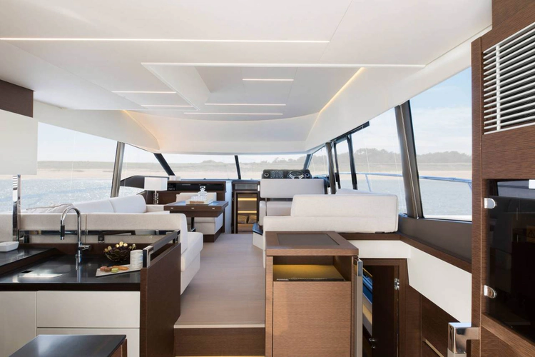 520 Yacht Photos Pics 
