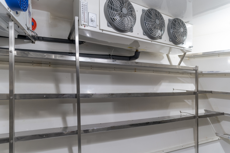 Huracan Yacht Photos Pics 