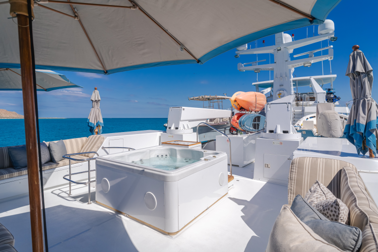 Huracan Yacht Photos Pics 