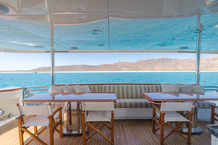 Huracan Yacht Photos Pics 