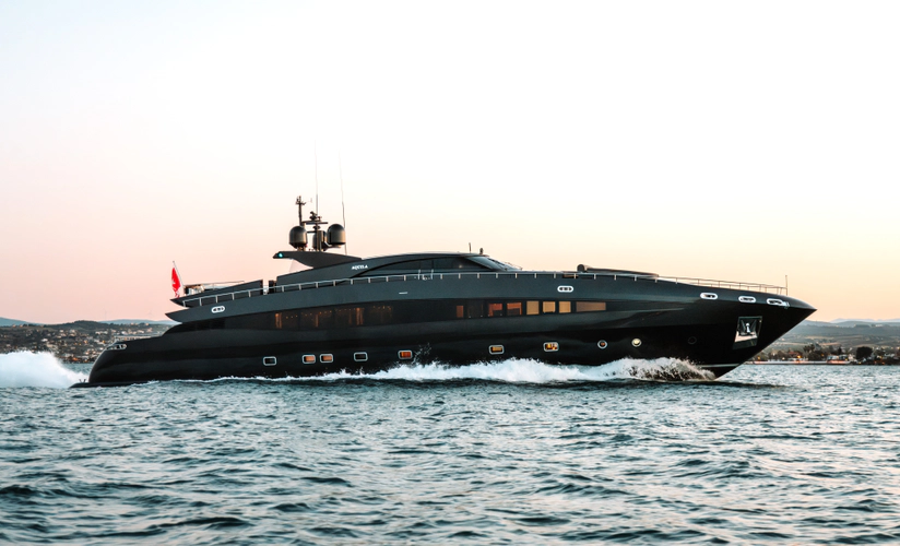 Aquila Yacht Photos Pics 