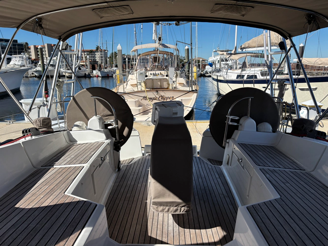 Beverly Isabella Yacht Photos Pics 