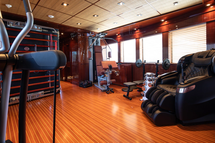 Richar Yacht Photos Pics 